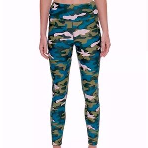 Calvin Klein Performance Camo-Print Leggings
